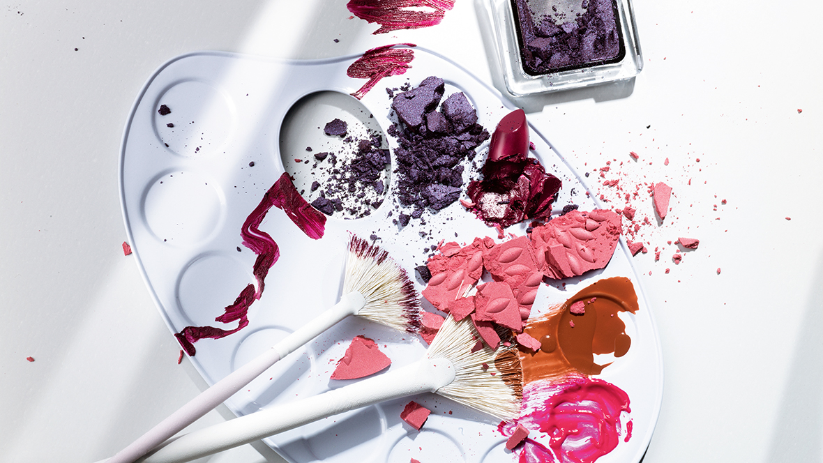 Make-up Trends: Diese Farben verschönern im Herbst 2019 jedes Gesicht.