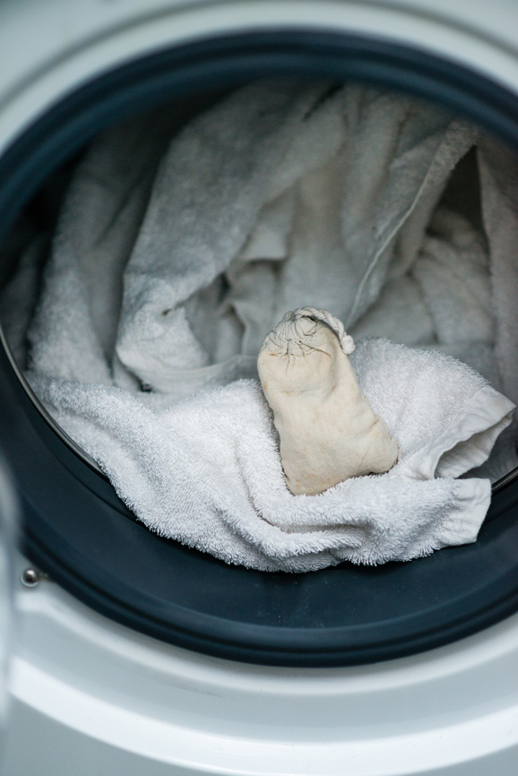 Handtücher müssen bei Magen-Darm-Virus in die Waschmaschine.