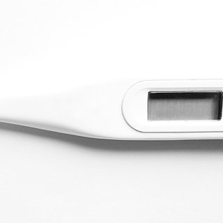 Thermometer zum Fieber messen - beim Baby, Kind oder Erwachsenen